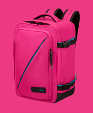 Carica l'immagine nel visualizzatore di Gallery, American Tourister Take2cabin S