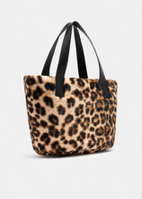 Carica l'immagine nel visualizzatore di Gallery, Borsa hobo grande in pelliccia sintetica