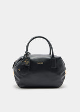 Carica l'immagine nel visualizzatore di Gallery, Borsa grande con charm