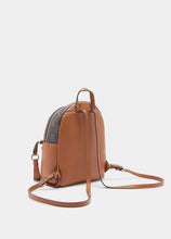 Carica l'immagine nel visualizzatore di Gallery, Zaino medio con logo