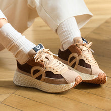 Carica l'immagine nel visualizzatore di Gallery, CARTER RUNNER W MARRONE/CAFFÈ