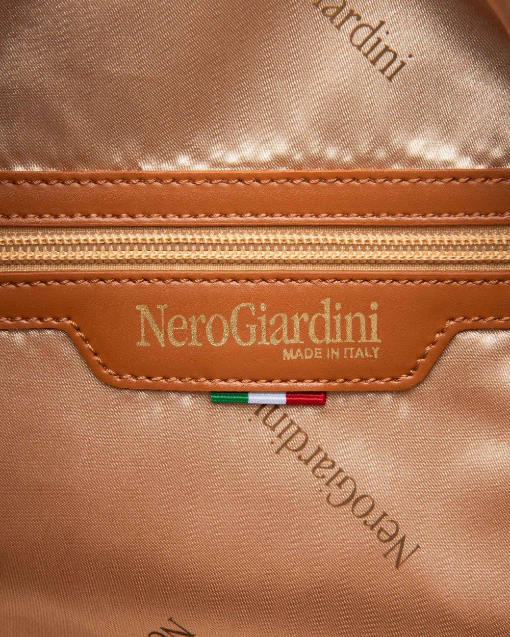 E543906D_214 Borsa Hobo da Donna in Tessuto e Materiale Tecnico NeroGiardini