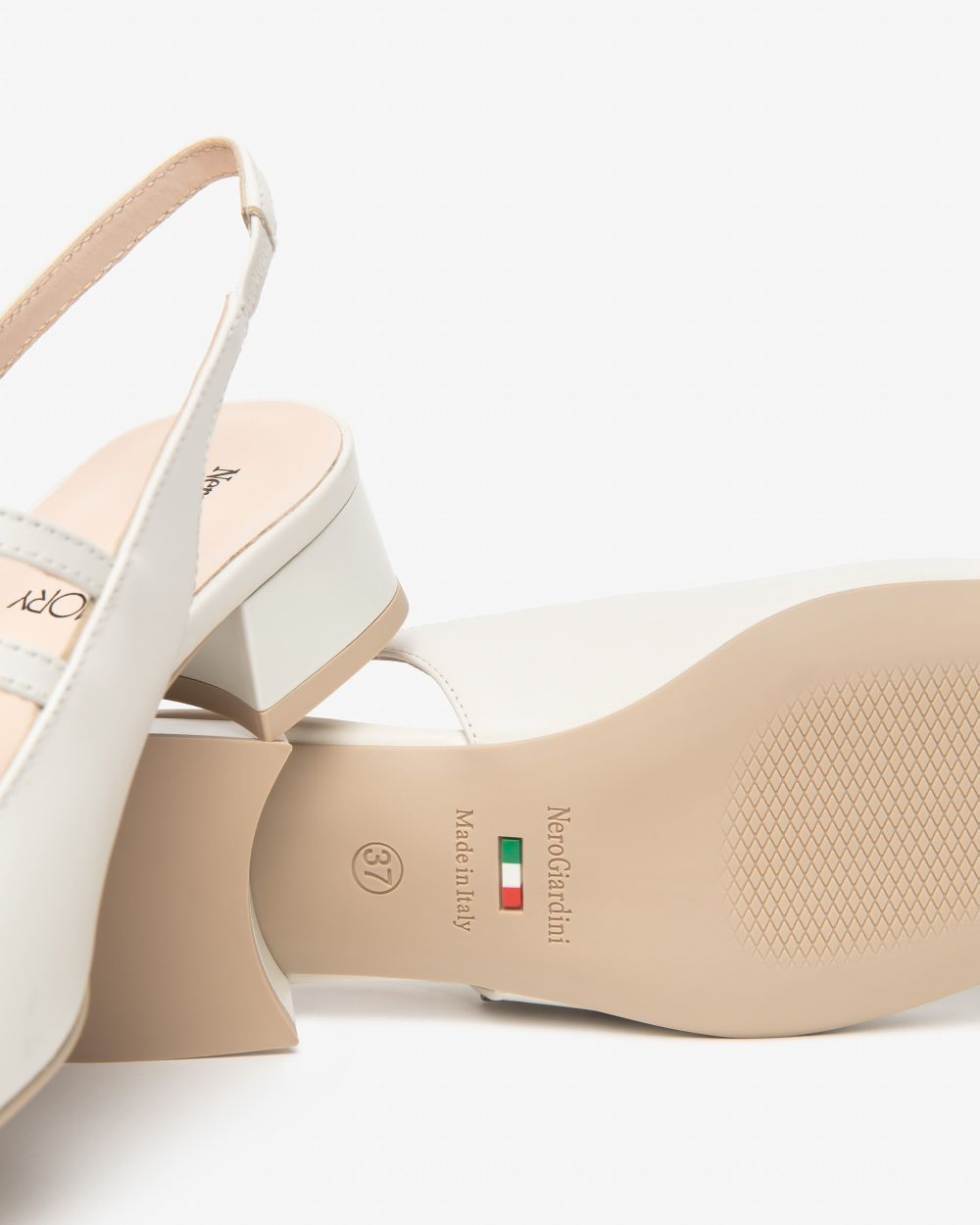 E615502D_614 Sling-Back Donna in Pelle NeroGiardini