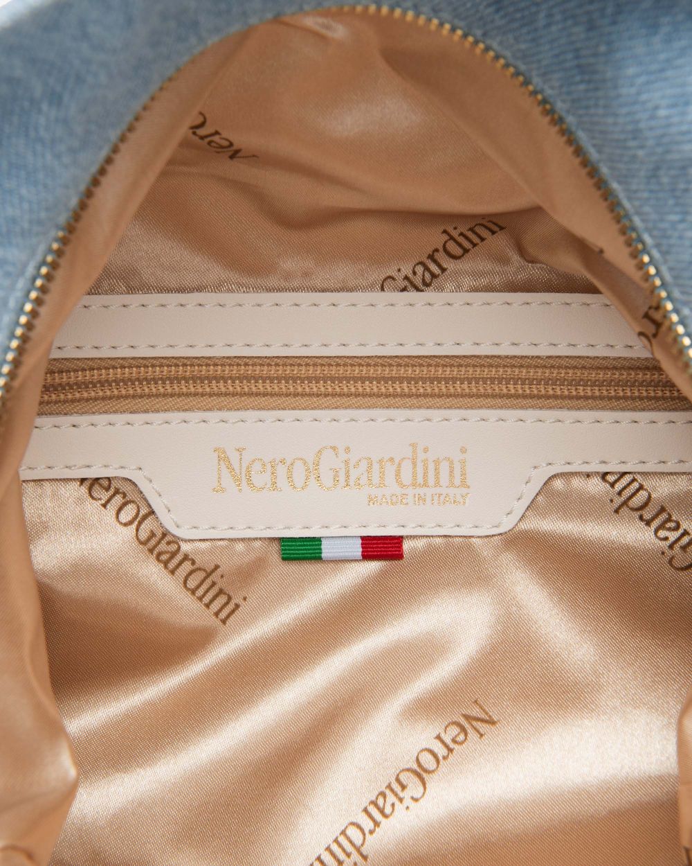 E644252D_214 Borsa a Spalla da Donna in Materiale Tecnico NeroGiardini