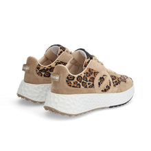 Carica l'immagine nel visualizzatore di Gallery, CARTER JOGGER W NOCCIOLA/LEOPARDATO