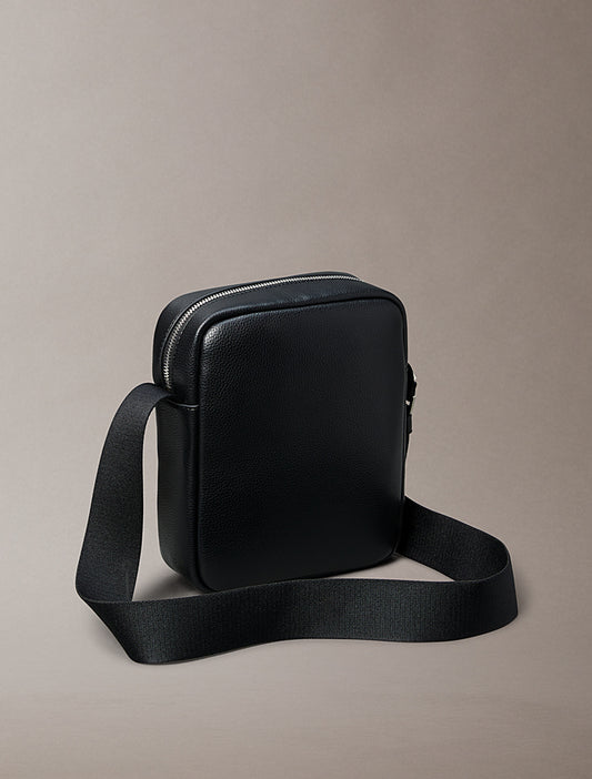 Borsa reporter micro martellata Calvin Klein Black