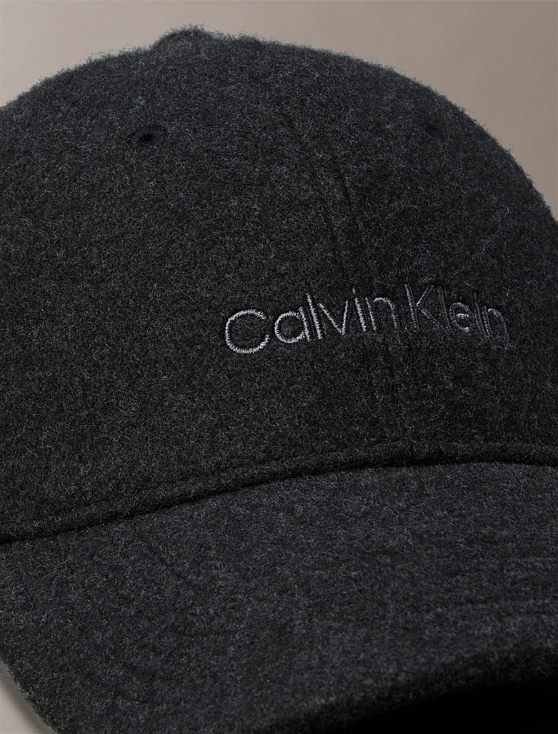 Cappellino in feltro con logo ricamato Calvin Klein black heather