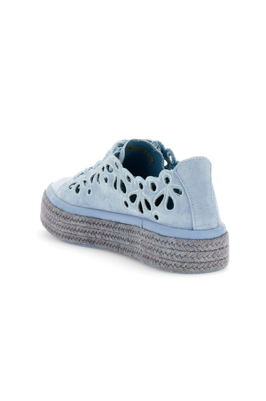 sneakers allacciate in pelle con intagli laserati cielo CafèNoir