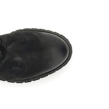 Carica l'immagine nel visualizzatore di Gallery, tronchetti a tubo in nabuk con pieghe nero