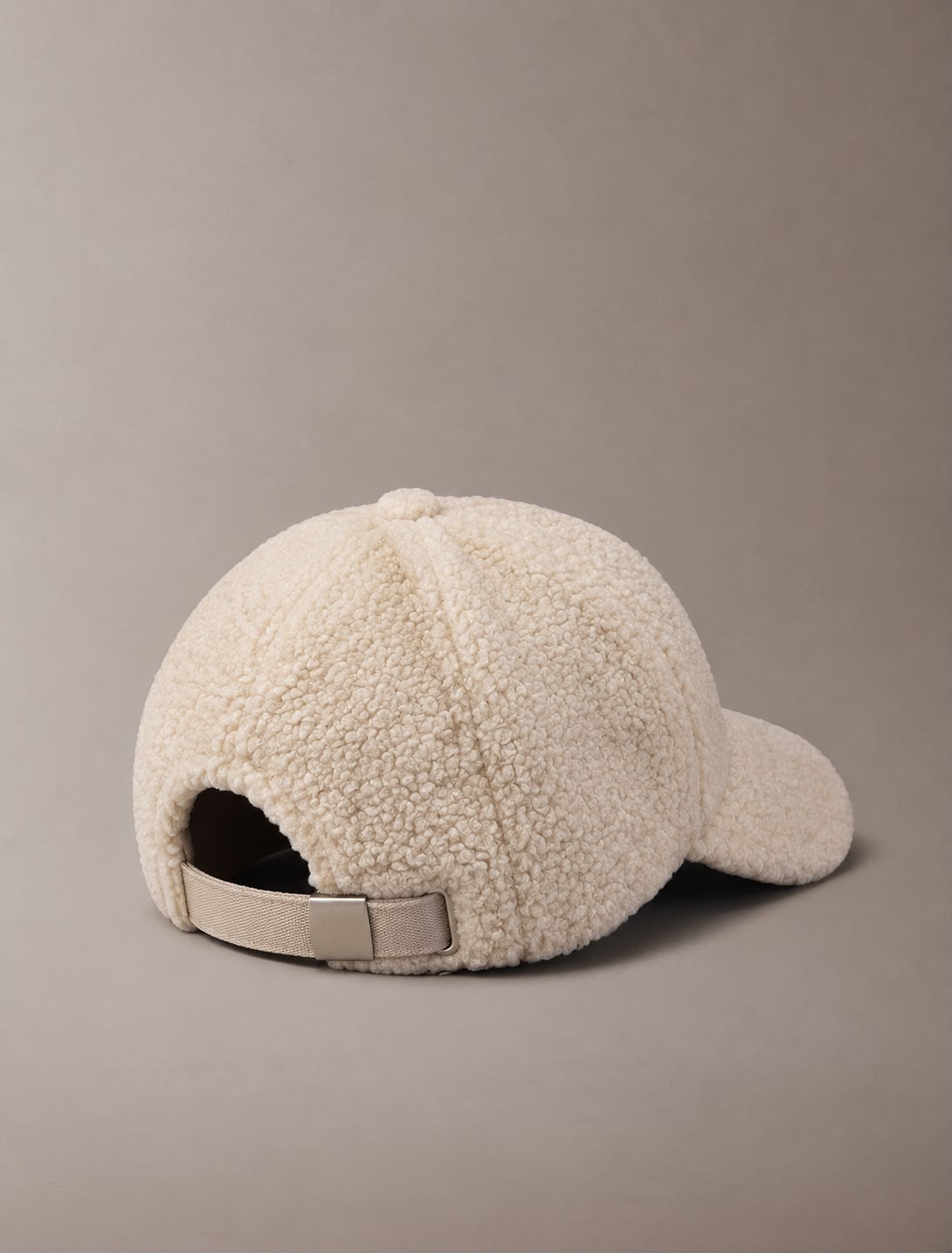 Cappello in sherpa con logo Kalvin Klein birch