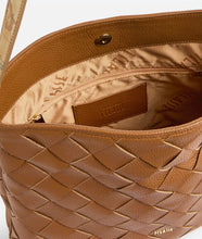 Carica l&#39;immagine nel visualizzatore di Gallery, Pura Leather borsa sottospalla Cuoio
