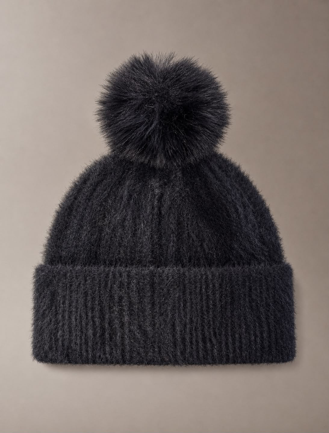 Berretto morbido con pompon Calvin Klein  Black