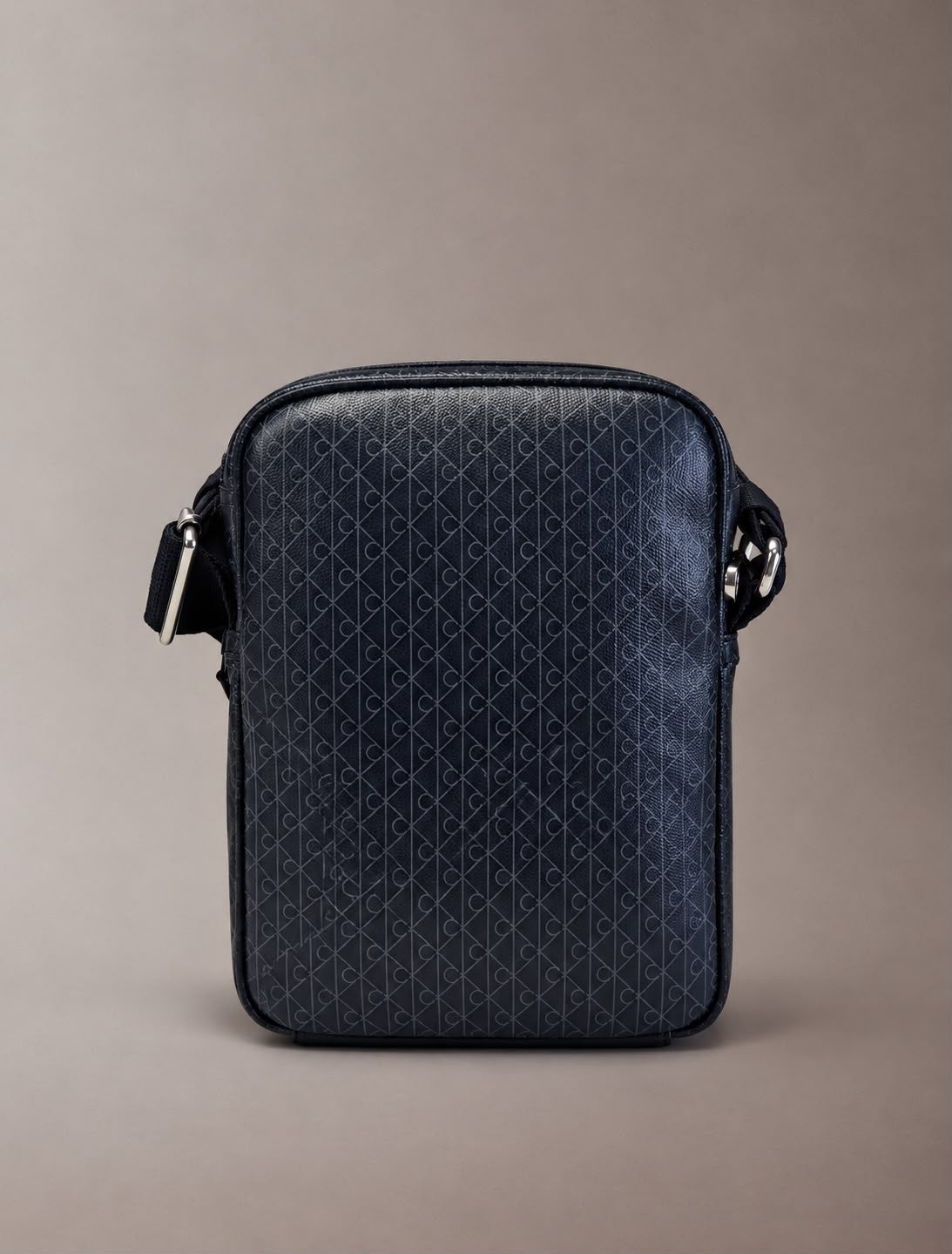 Borsa reporter logata Calvin Klein Blue Nights