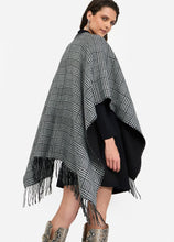 Carica l&#39;immagine nel visualizzatore di Gallery, Poncho in principe di galles
