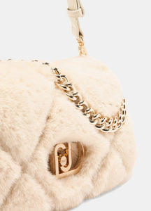 Borsa LaPuffy media
