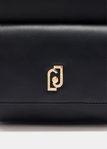 Zaino medio con pochette