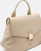 Carica l&#39;immagine nel visualizzatore di Gallery, FLAP BAG Collezione Jess
