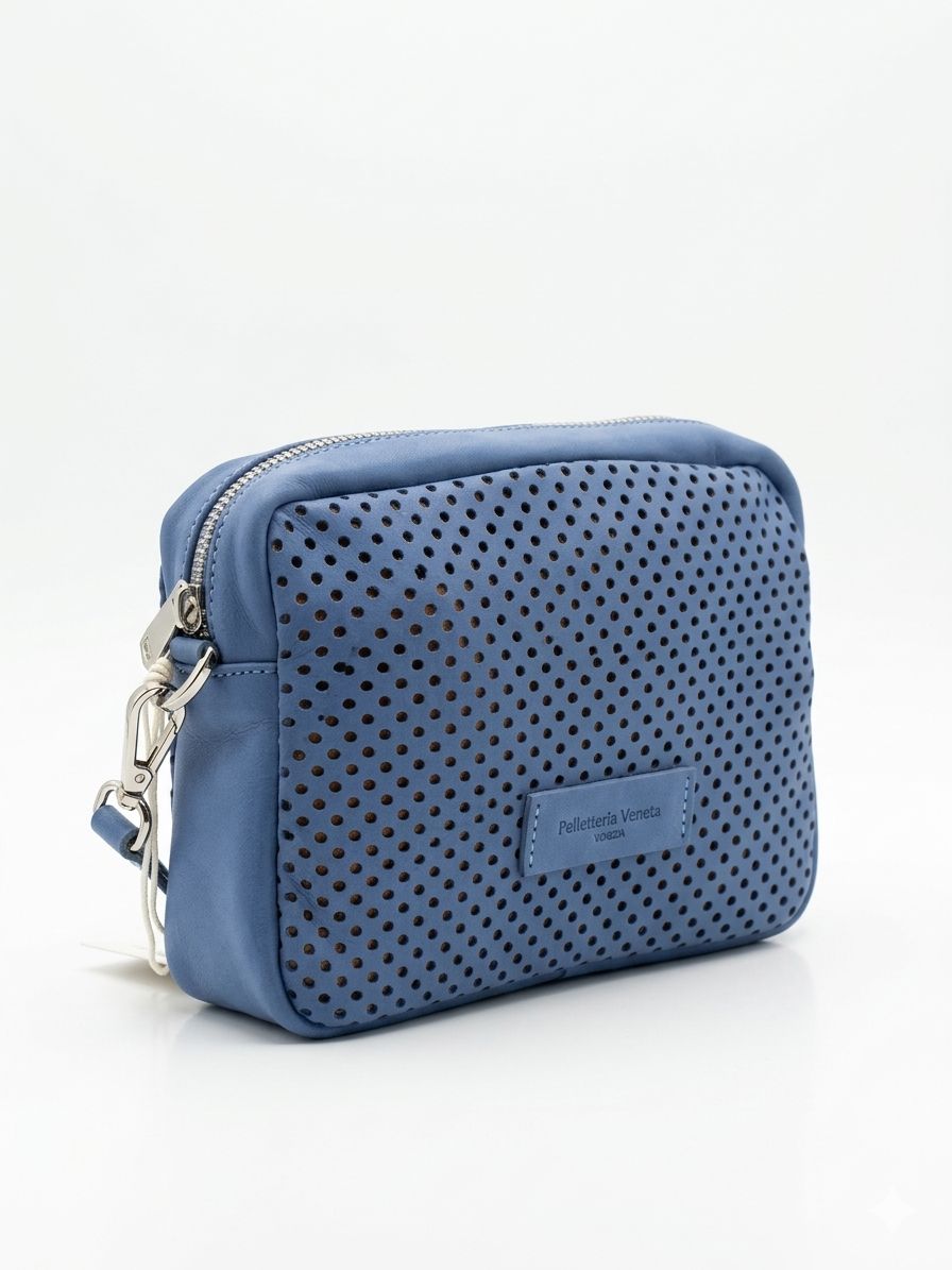 Borsa a Tracolla 'Forello' in Nabuk Traforato Cielo - Pelletteria Veneta