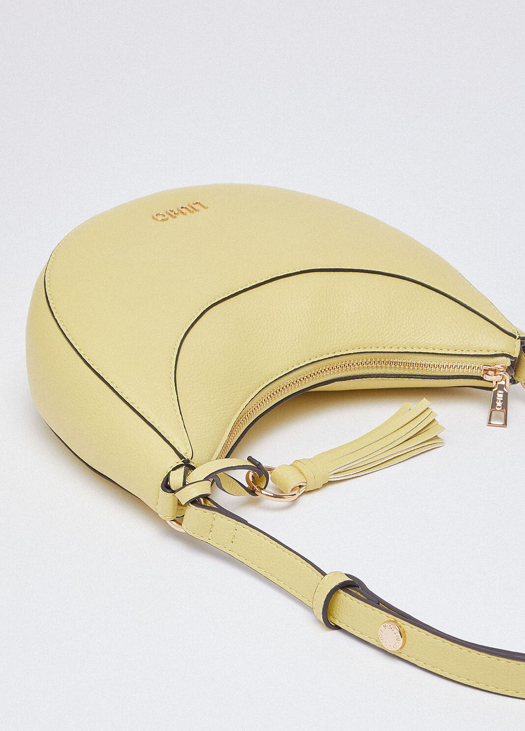 Borsa hobo media con charm Cirry Liu Jo