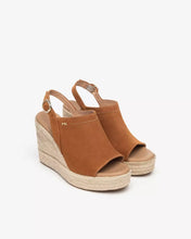 Carica l&#39;immagine nel visualizzatore di Gallery, Art. E410600D/326 Sandali Donna in Suede
