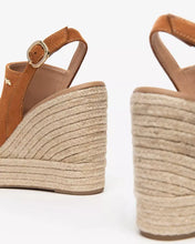 Carica l&#39;immagine nel visualizzatore di Gallery, Art. E410600D/326 Sandali Donna in Suede
