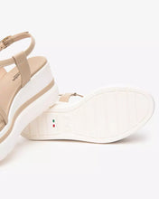 Carica l&#39;immagine nel visualizzatore di Gallery, Art. E513512D/437 Sandali Donna in Pelle e Materiale Tecnico

