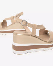 Carica l&#39;immagine nel visualizzatore di Gallery, Art. E513520D/453 Sandali Donna in Pelle
