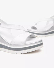 Carica l&#39;immagine nel visualizzatore di Gallery, Art. E513520D/707 Sandali Donna in Pelle

