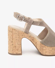 Carica l&#39;immagine nel visualizzatore di Gallery, Art. E513621D/451 Sandali Donna in Suede
