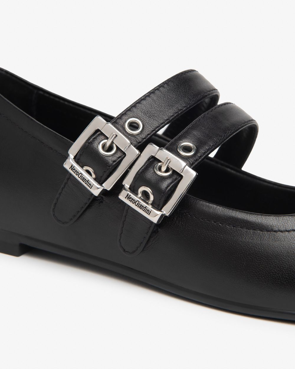 E615003D_100 Ballerine Donna in Pelle NeroGiardini