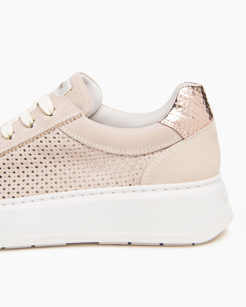 E615273D_677 Sneakers Donna in Suede e Materiale Tecnico NeroGiardini