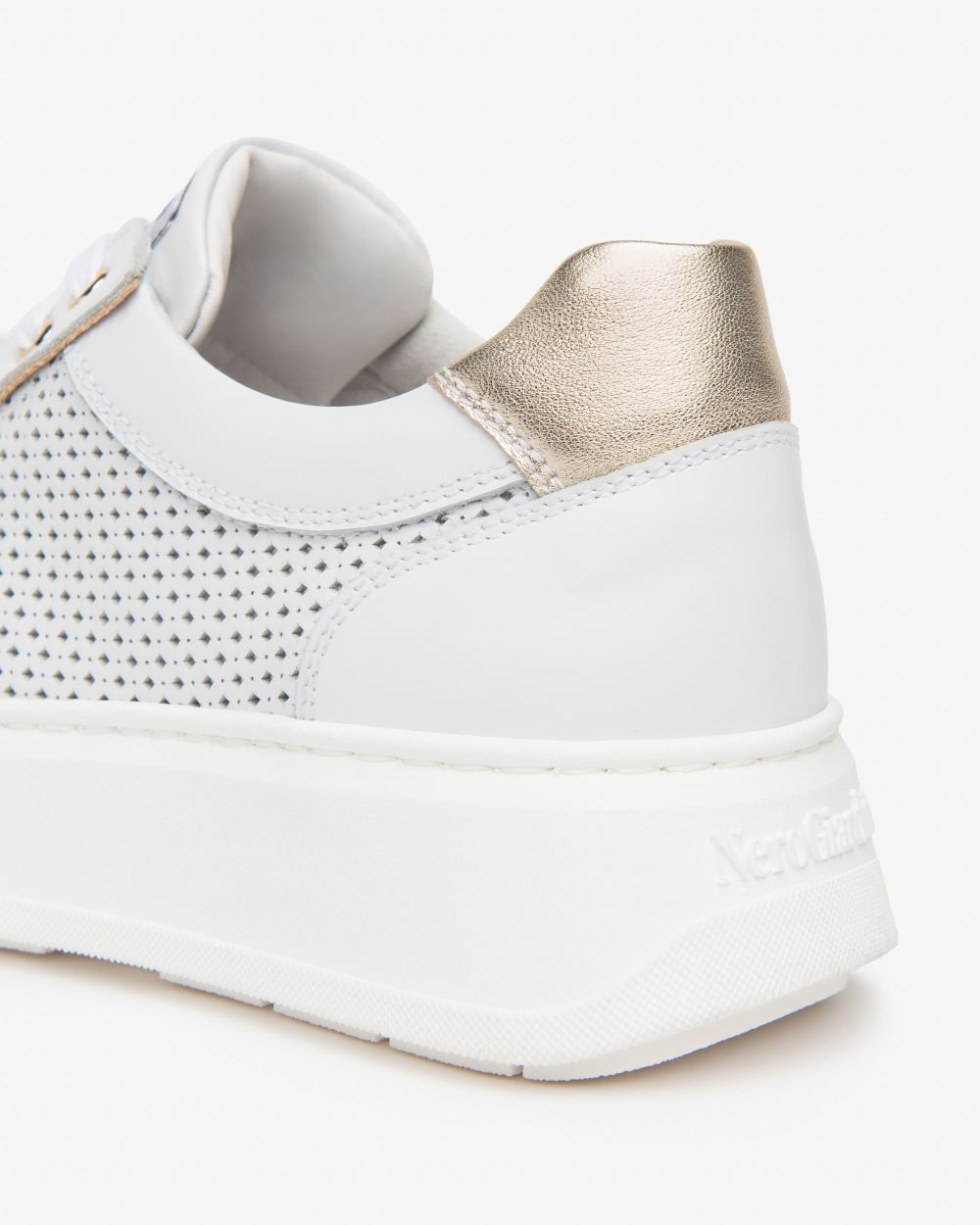 E615274D_707 Sneakers Donna in Pelle e Materiale Tecnico NeroGiardini