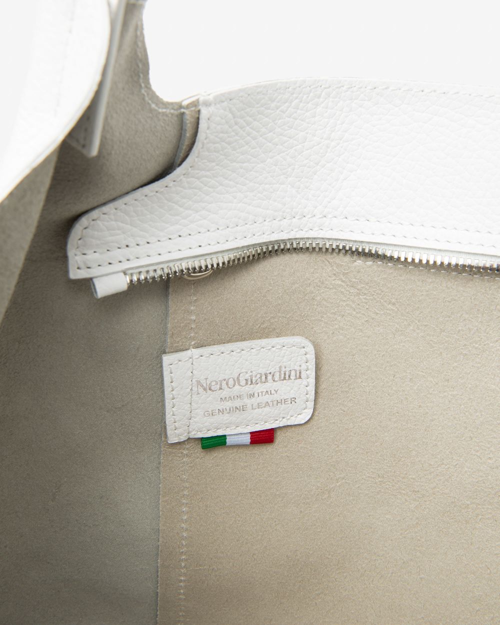 E644160D_707 Borsa a Spalla da Donna in Pelle NeroGiardini