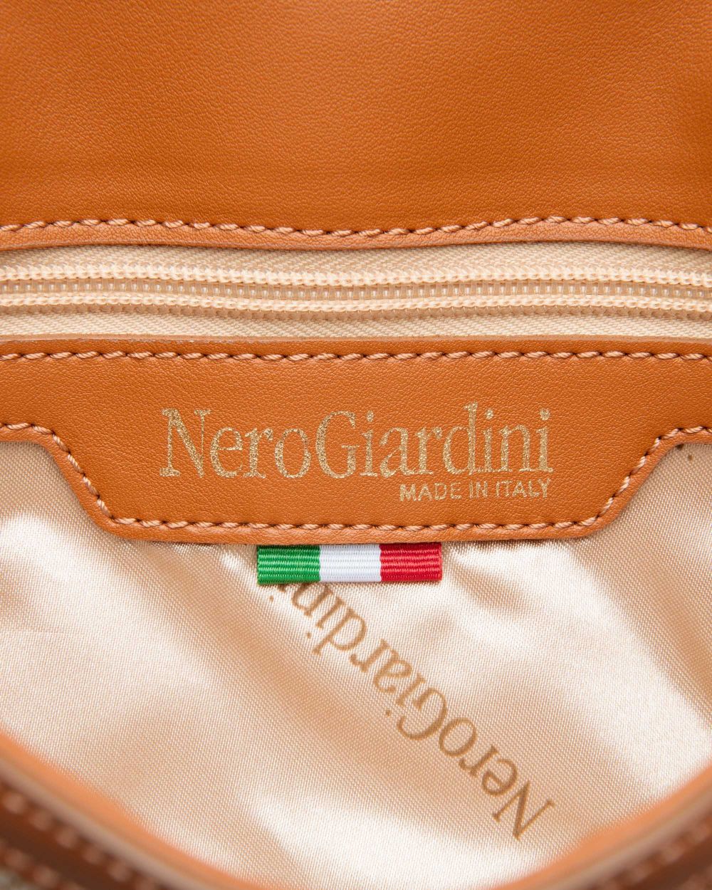 E644242D_400 Pochette da Donna in Materiale Tecnico NeroGiardini
