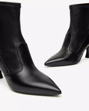 Carica l&#39;immagine nel visualizzatore di Gallery, Art. I410830DE/100 Tronchetti Donna in Pelle e Materiale Tecnico
