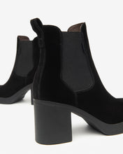 Carica l&#39;immagine nel visualizzatore di Gallery, Art. I513890D/100 Stivaletti Chelsea Donna in Suede
