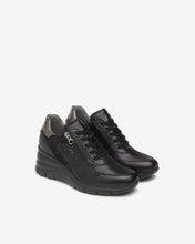 Carica l&#39;immagine nel visualizzatore di Gallery, Art. I514120D/100 Sneakers Donna in Pelle e Materiale Tecnico
