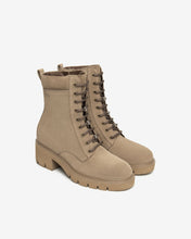Carica l&#39;immagine nel visualizzatore di Gallery, Art. I514812D/501 Anfibi Donna in Suede
