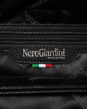 Carica l&#39;immagine nel visualizzatore di Gallery, Art. I544063D/100 Borsa a Mano da Donna in Materiale Tecnico
