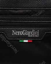 Carica l&#39;immagine nel visualizzatore di Gallery, Art. I544085D/100 Borsa a Spalla da Donna in Materiale Tecnico
