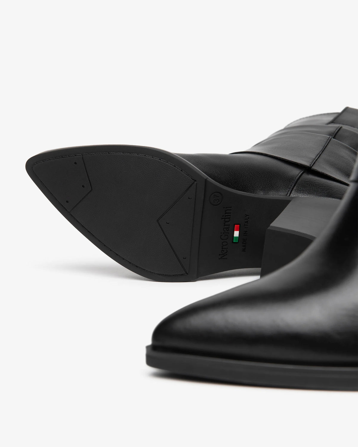 NeroGiardini Stivali da donna in pelle I617146D-100