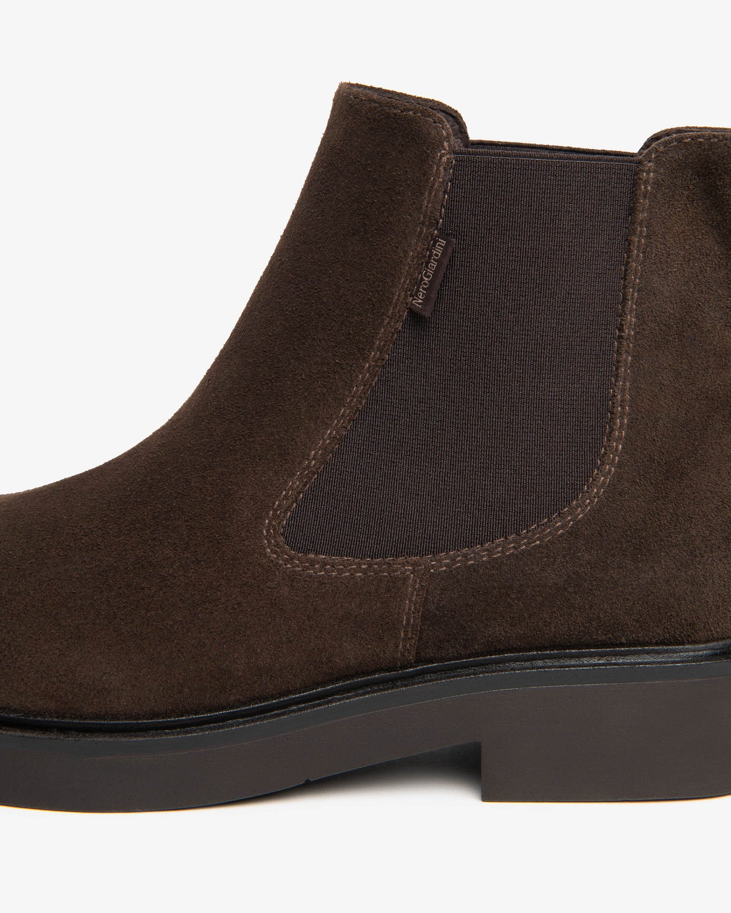 NeroGiardini Stivali Chelsea da donna in camoscio I617190D-300