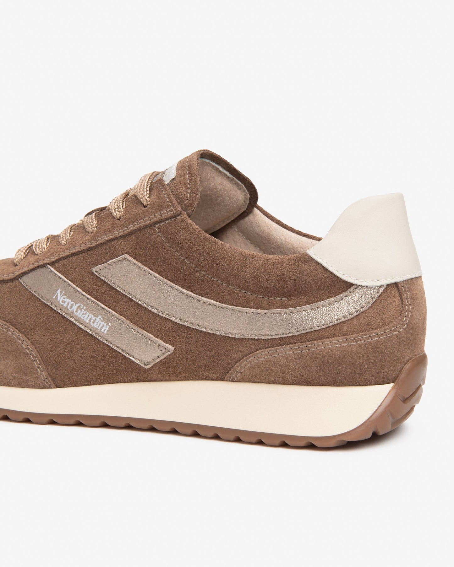 NeroGiardini Sneakers da donna in pelle scamosciata e pelle I617321D-442