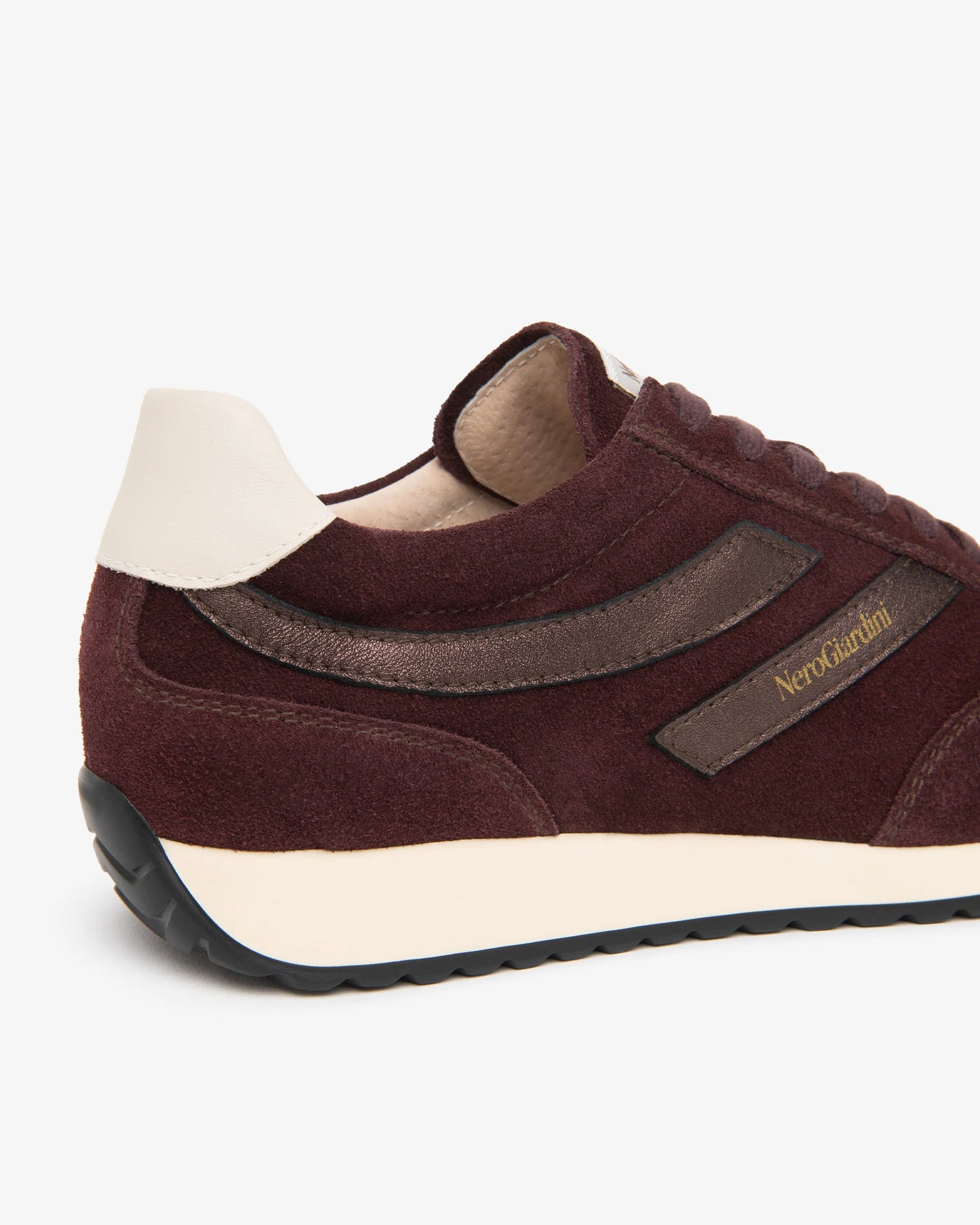 NeroGiardini Sneakers da donna in pelle scamosciata e pelle I617321D-613