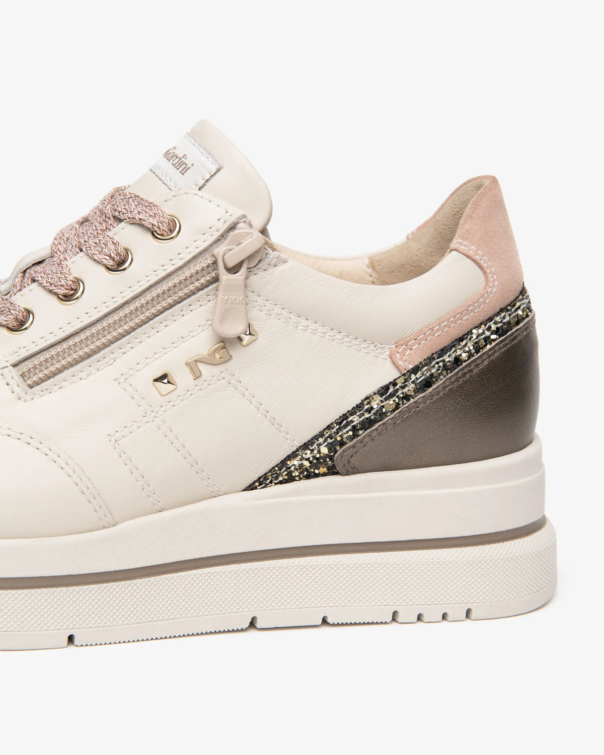 NeroGiardini Sneakers da donna in pelle scamosciata, pelle e tessuto tecnico I617360D-710