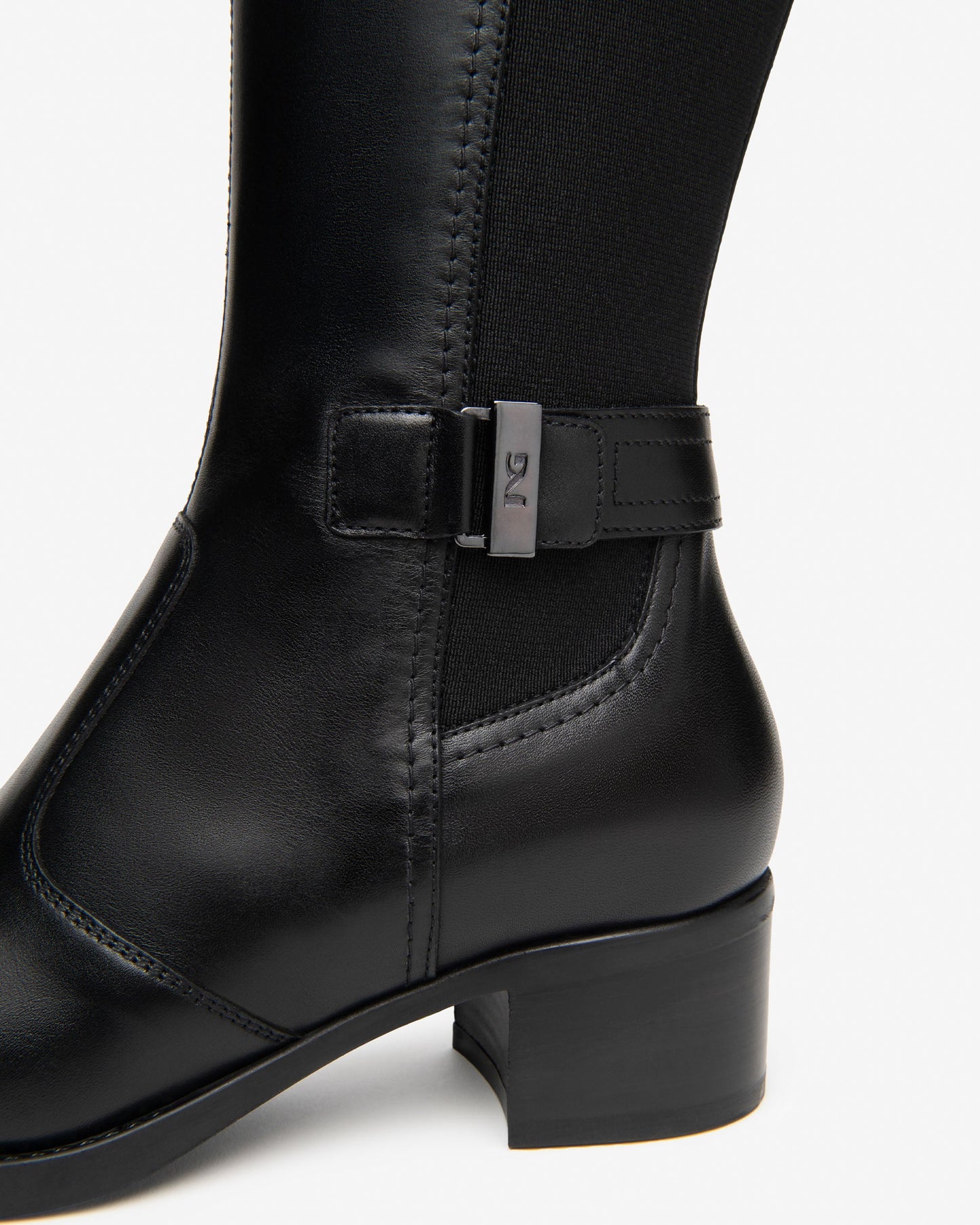 NeroGiardini Stivali da donna in pelle e tessuto I617900D-100