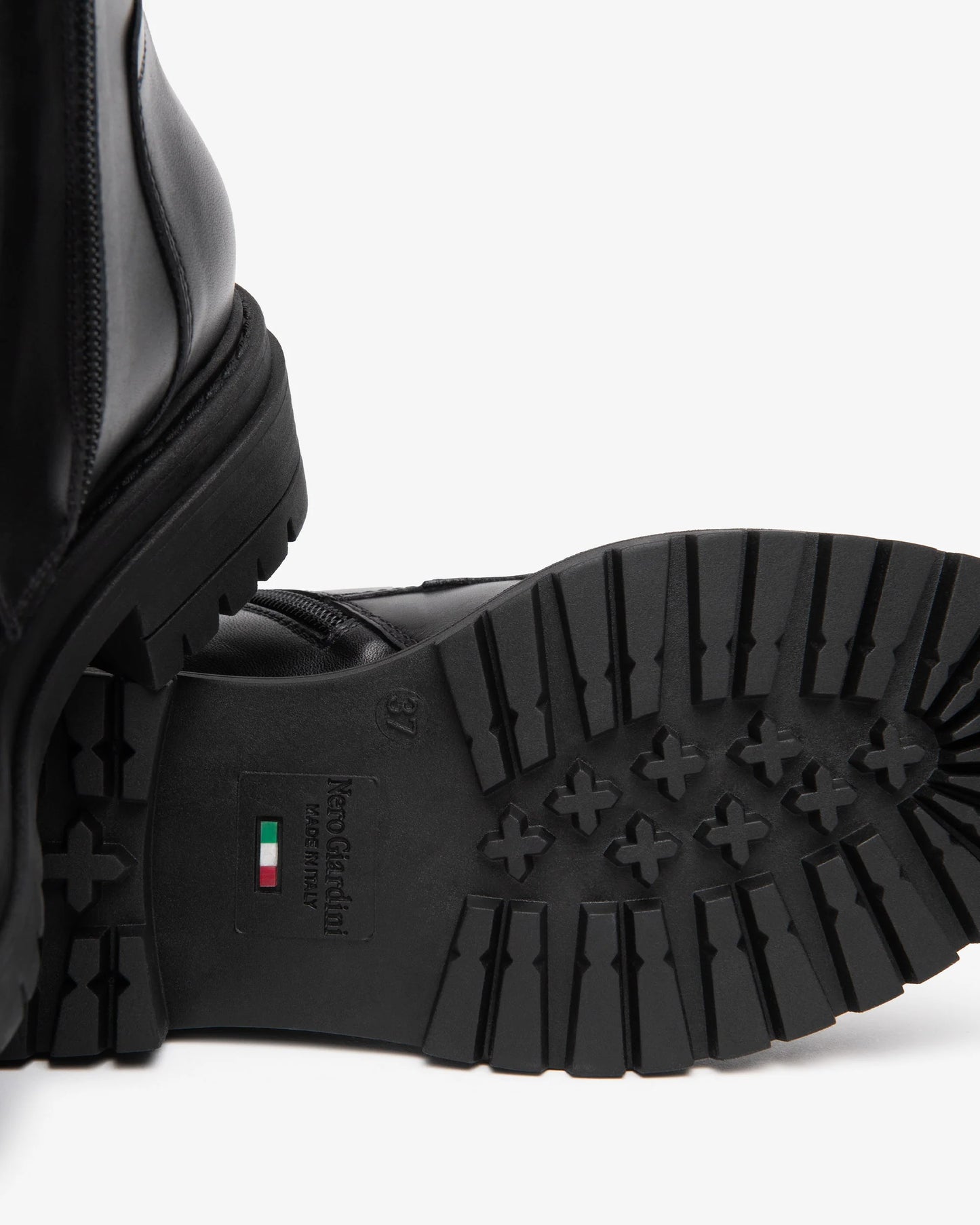 NeroGiardini Stivali in pelle da donna I618023D-100