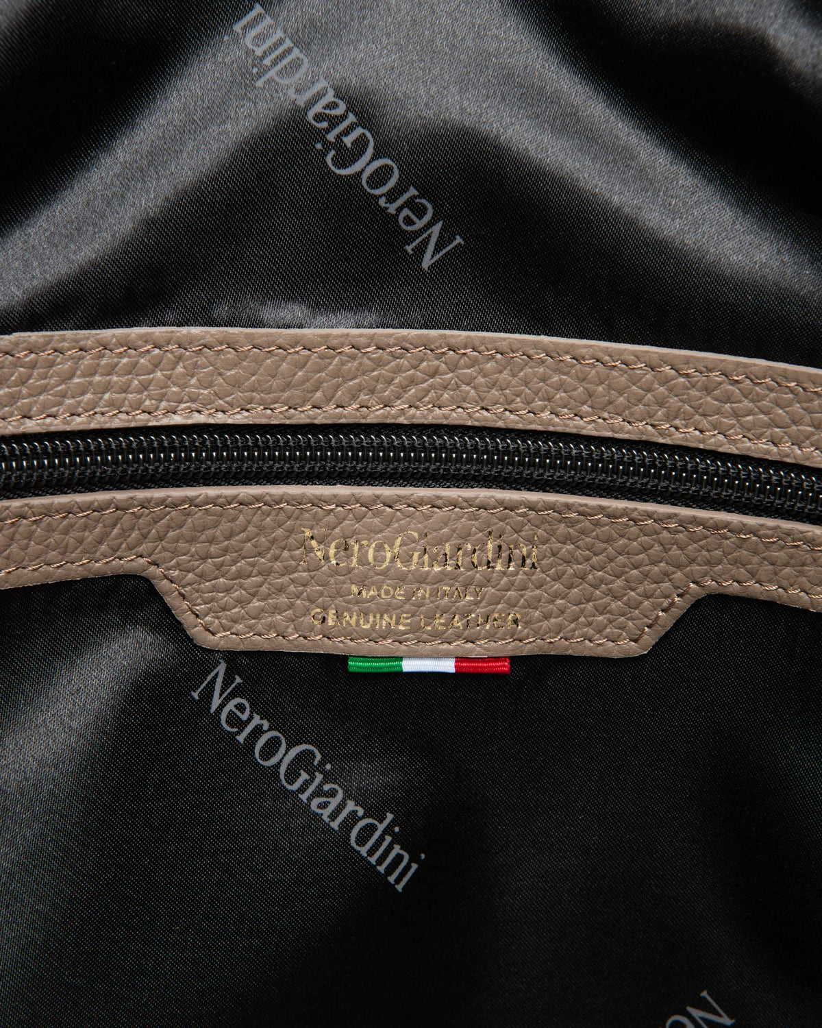 NeroGiardini Borsa a tracolla da donna in pelle Fango
