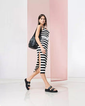 Carica l&#39;immagine nel visualizzatore di Gallery, Art. E513700D/100 Ciabatte Donna in Pelle
