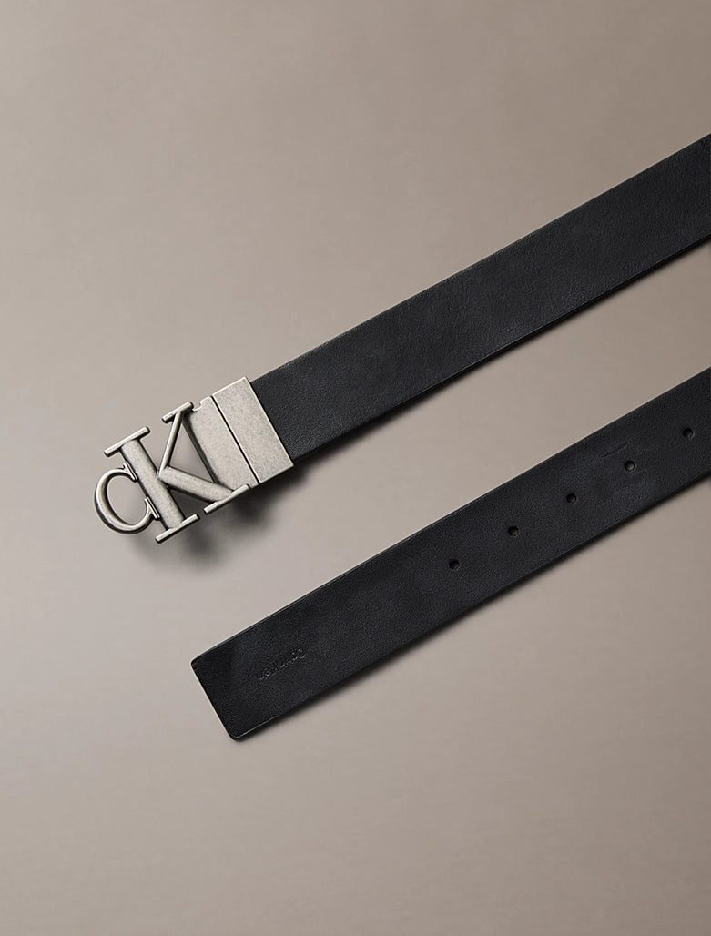 Set regalo due cinture in pelle con fibbia Calvin Klein black/black/antique silver